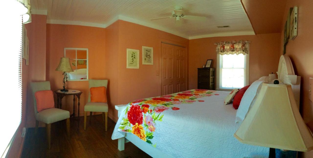 The Inn At Sugar Hollow Farm Crozet Exterior photo